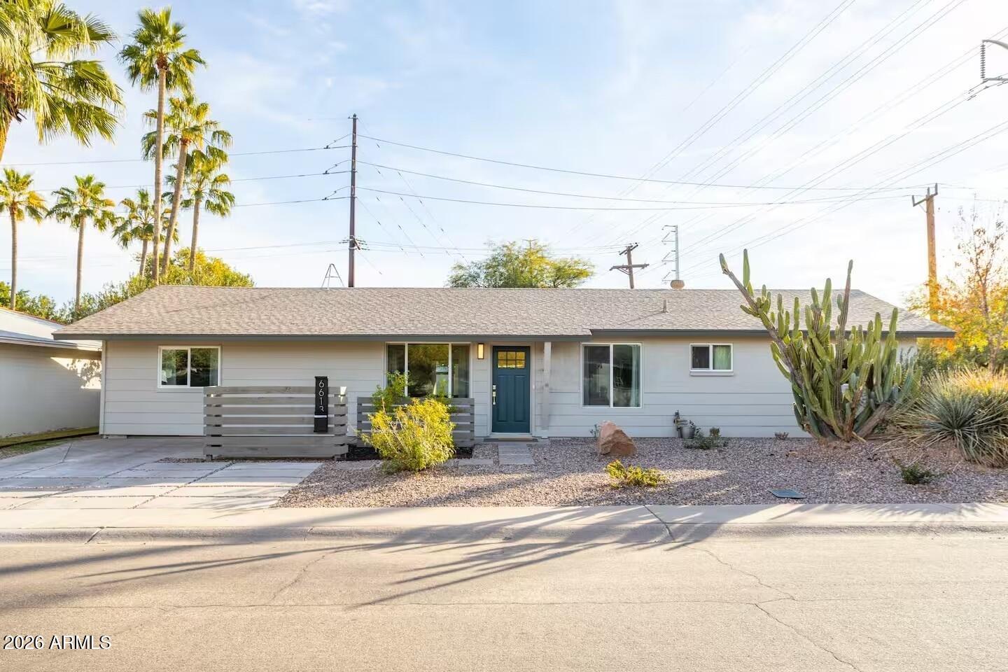 6613 E VERNON Avenue