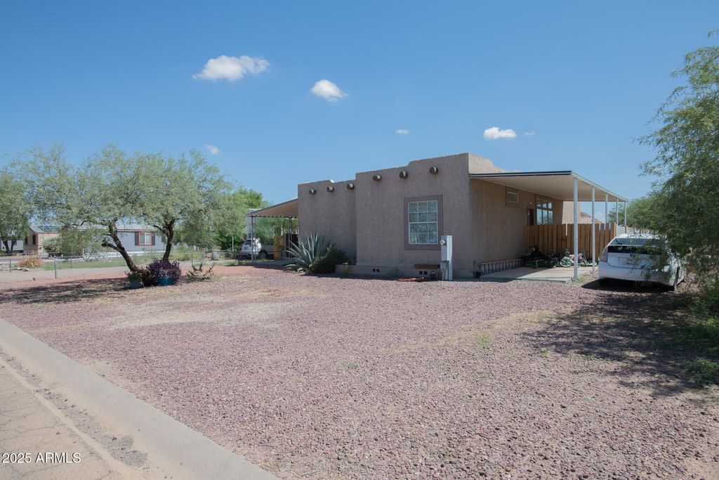 Photo of 14361 S Padres Road, Arizona City, AZ 85123 (MLS # 6917279)
