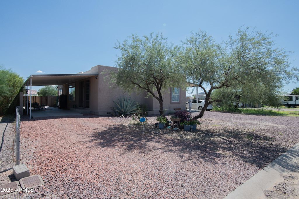 Photo of 14361 S Padres Road, Arizona City, AZ 85123 (MLS # 6917279)