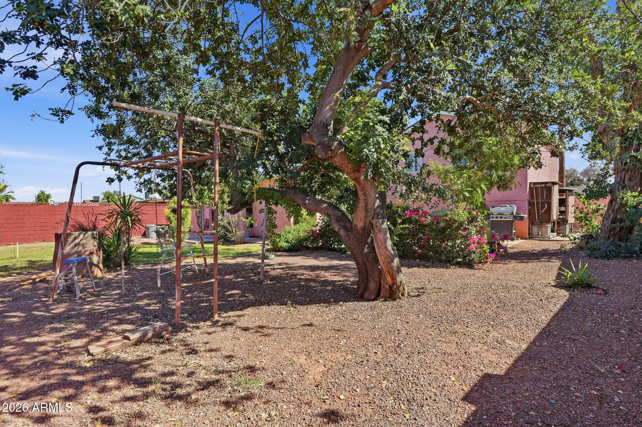 4702 E ALTA VISTA Road