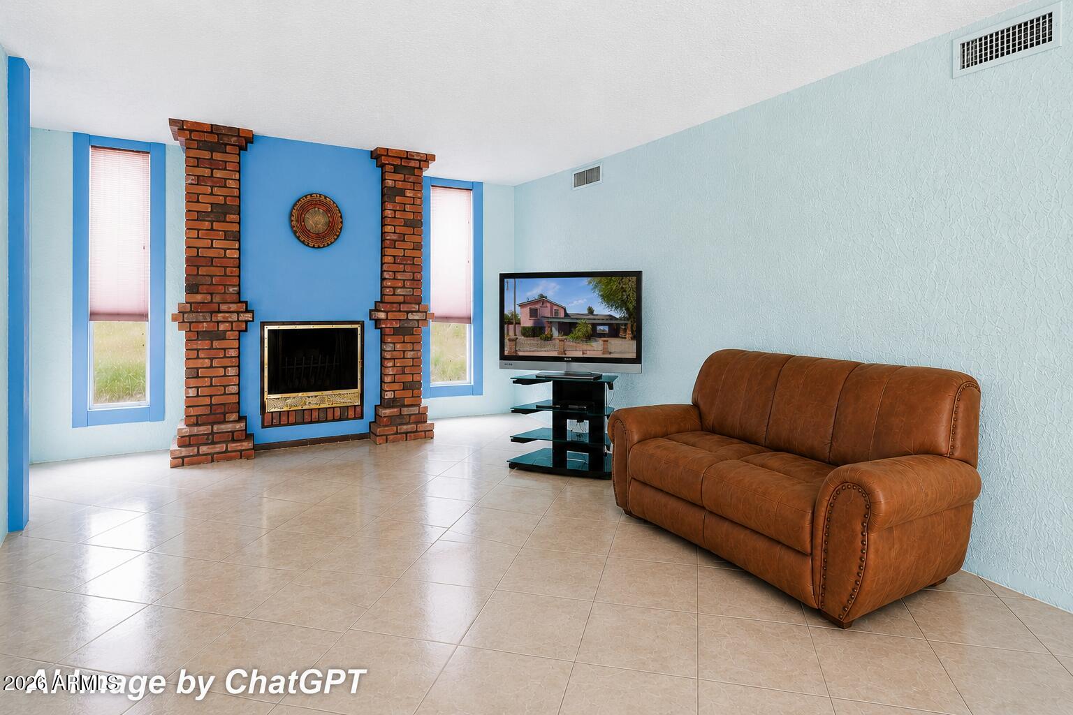 4702 E ALTA VISTA Road