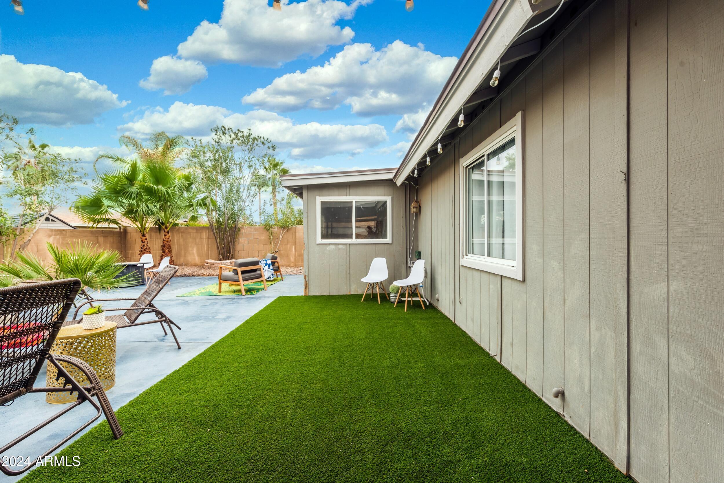 6915 E SANDRA Terrace