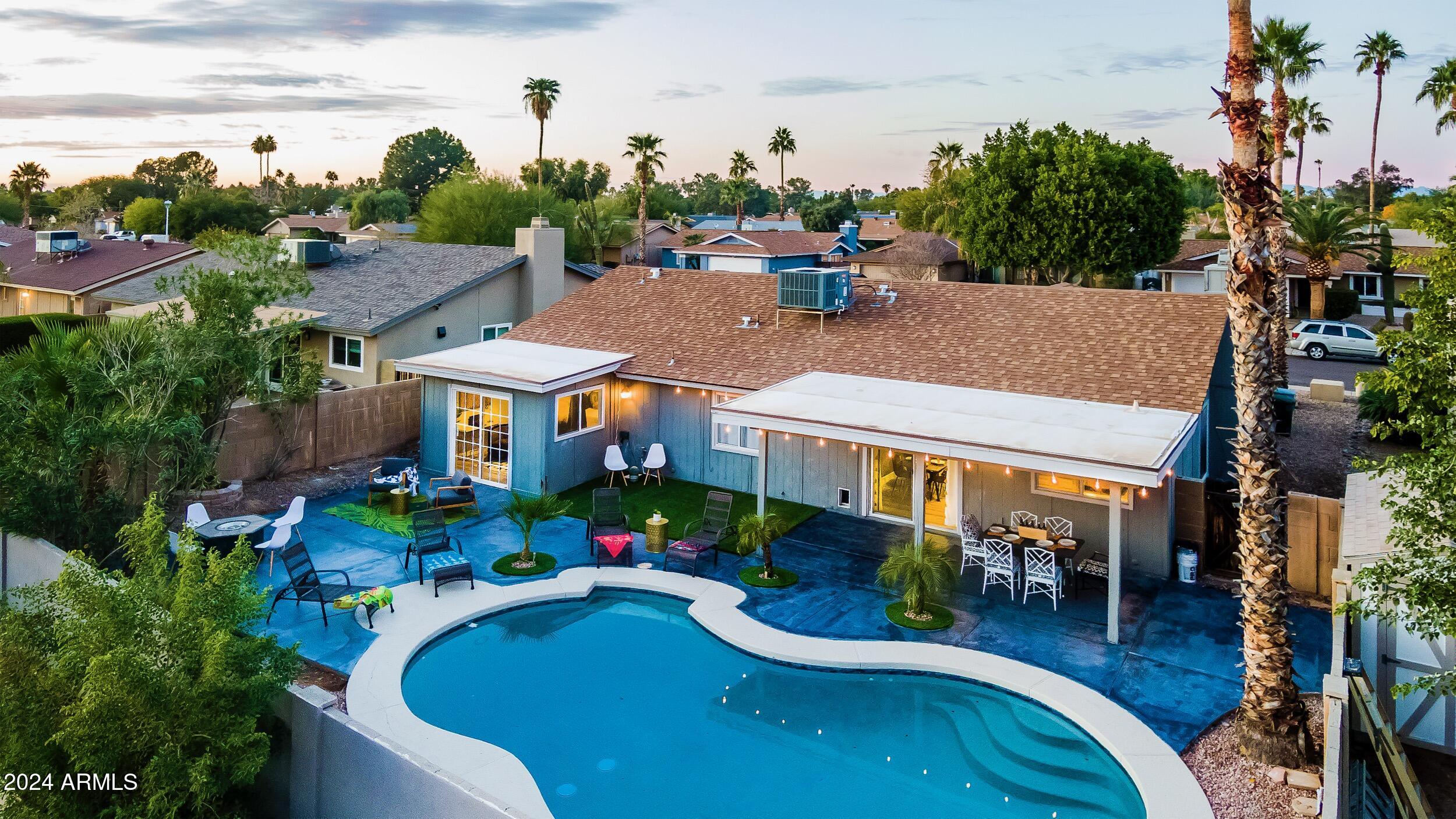 6915 E SANDRA Terrace