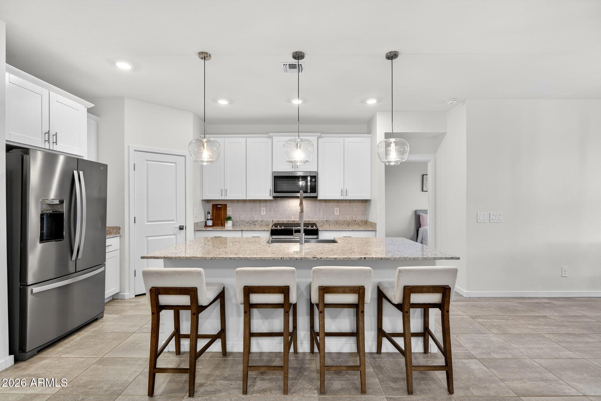 3325 E ALEXANDER Drive