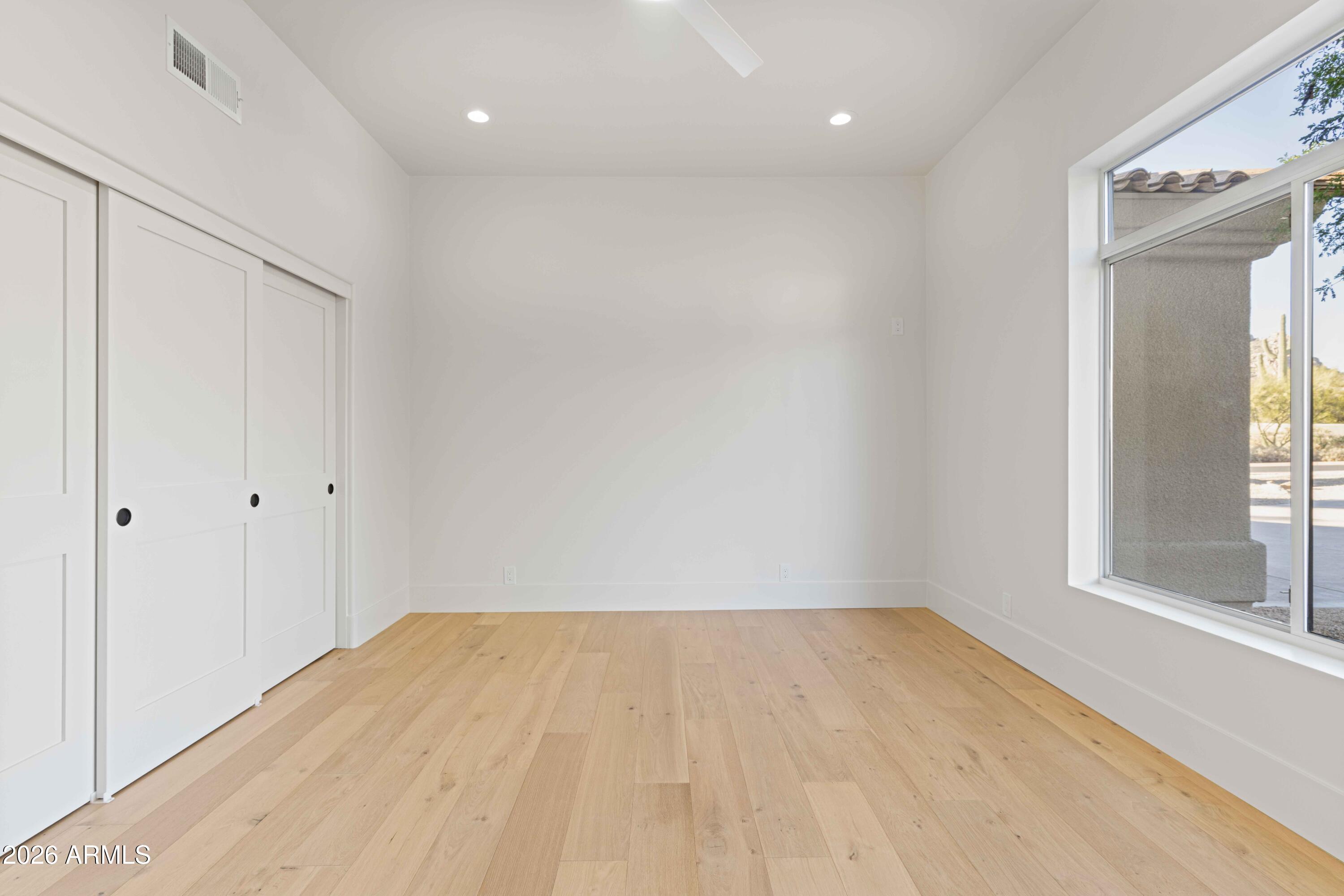 EAGLES GLEN - Residential
