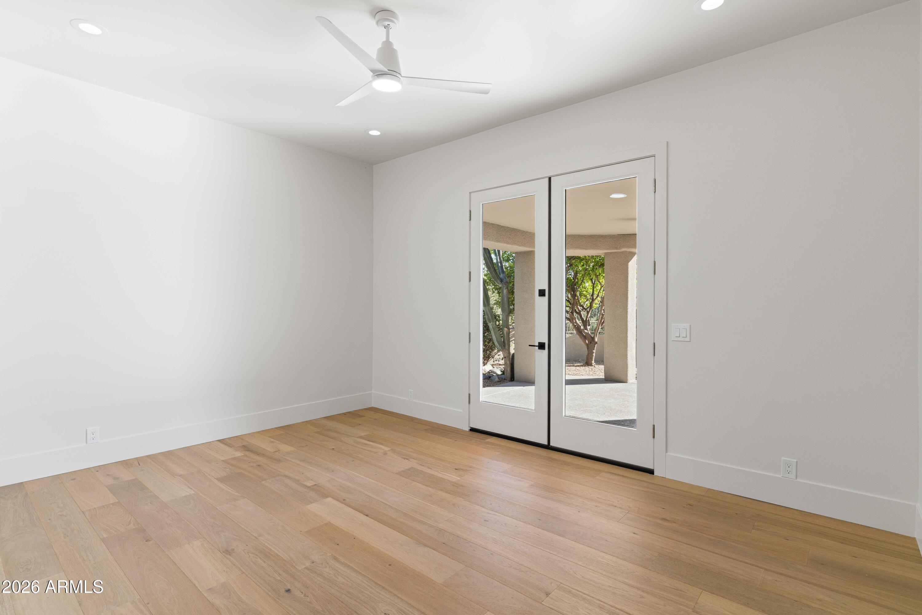 EAGLES GLEN - Residential