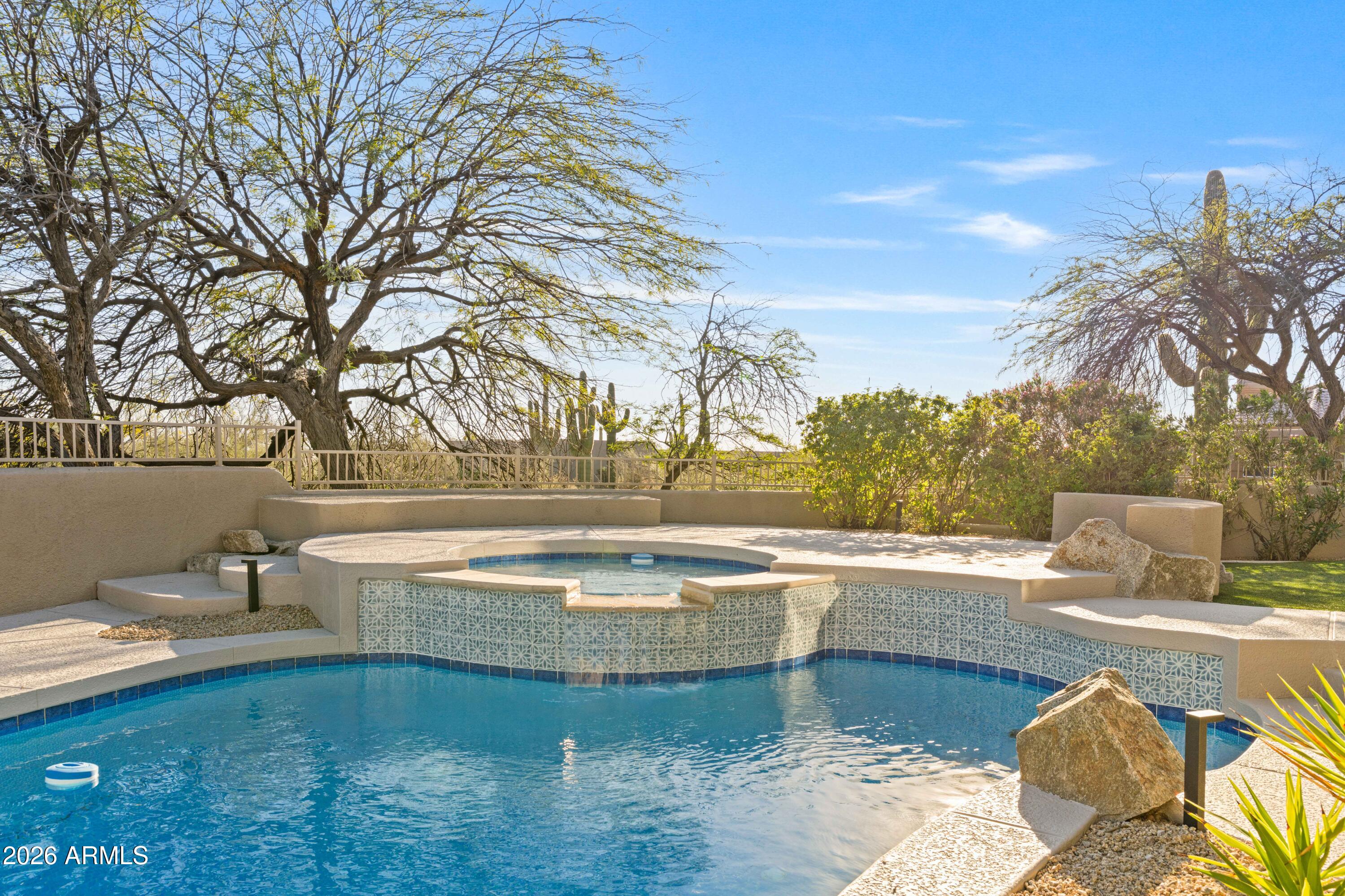 EAGLES GLEN - Residential