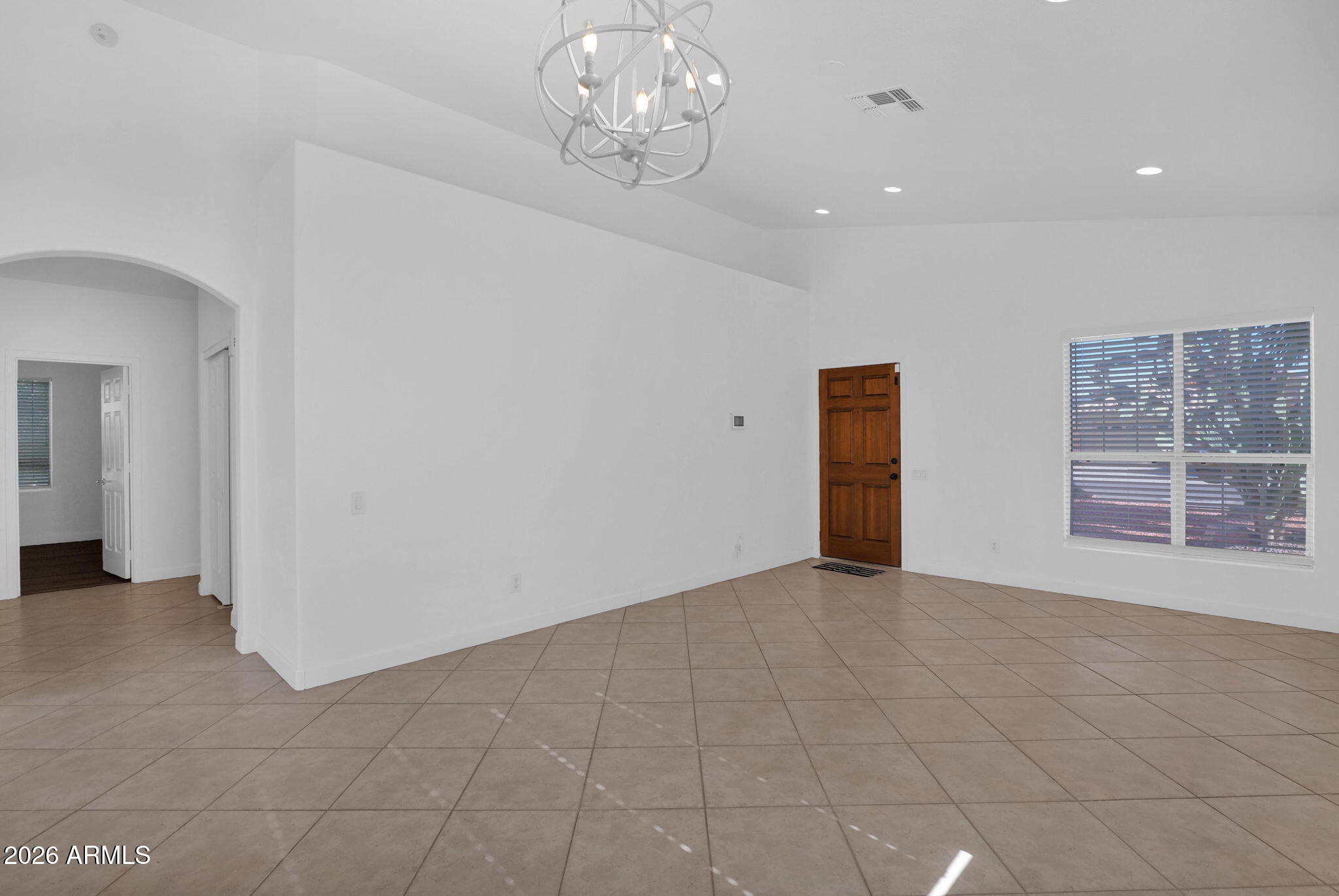 1011 W KELTON Lane