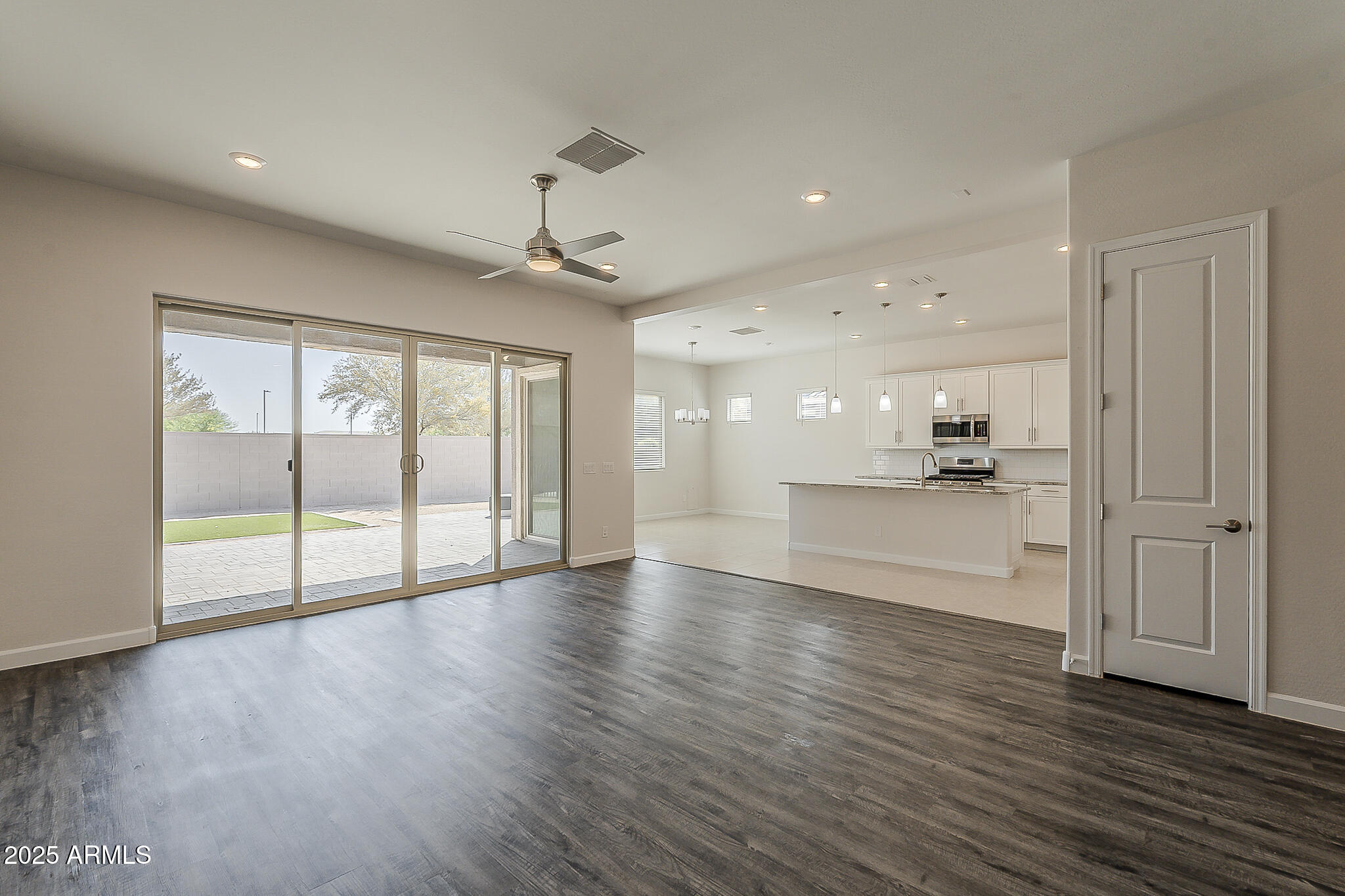 16836 W VEREDA SOLANA Drive