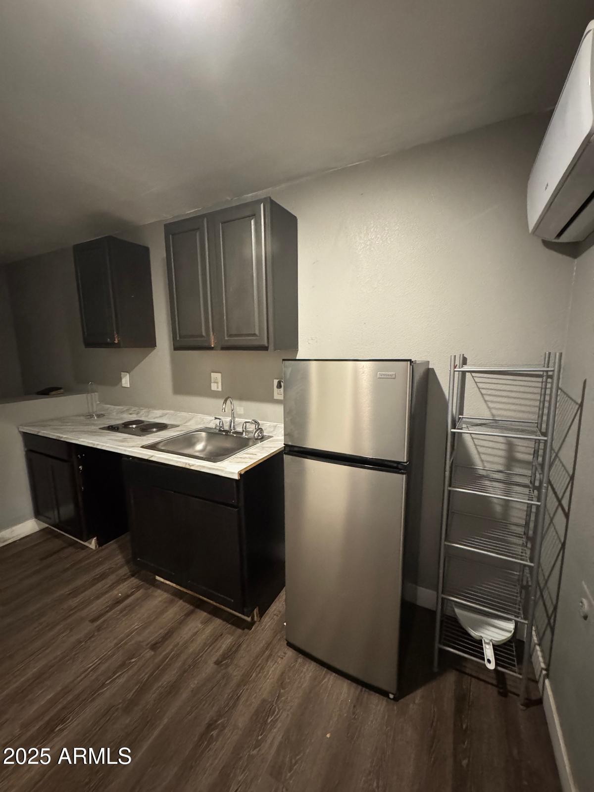 Homes 2 4049 N 81ST Avenue
