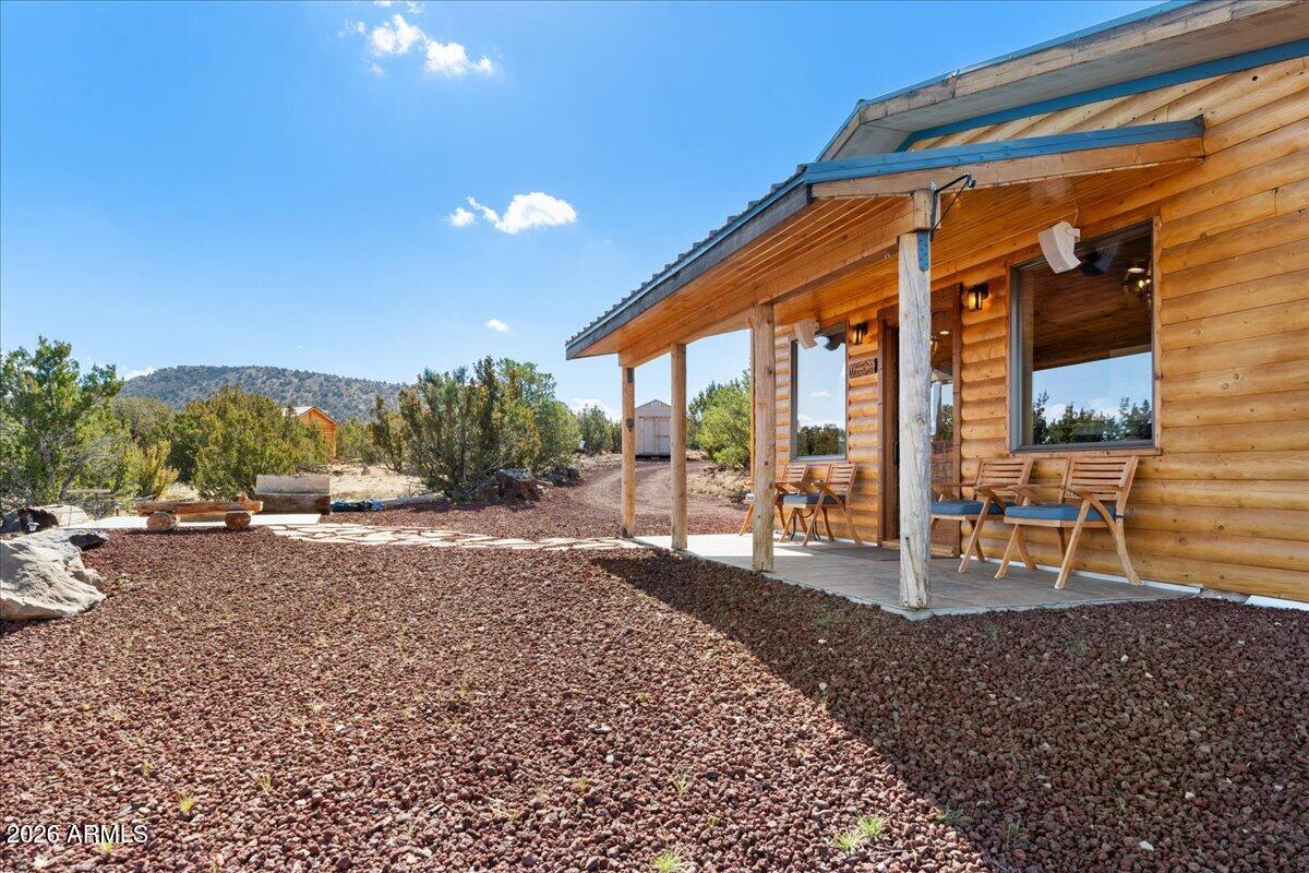 1283 E BIGHORN Trail