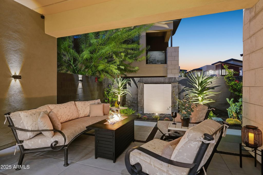 Photo of 1 Easy Street #26, Carefree, AZ 85377 (MLS # 6941309)