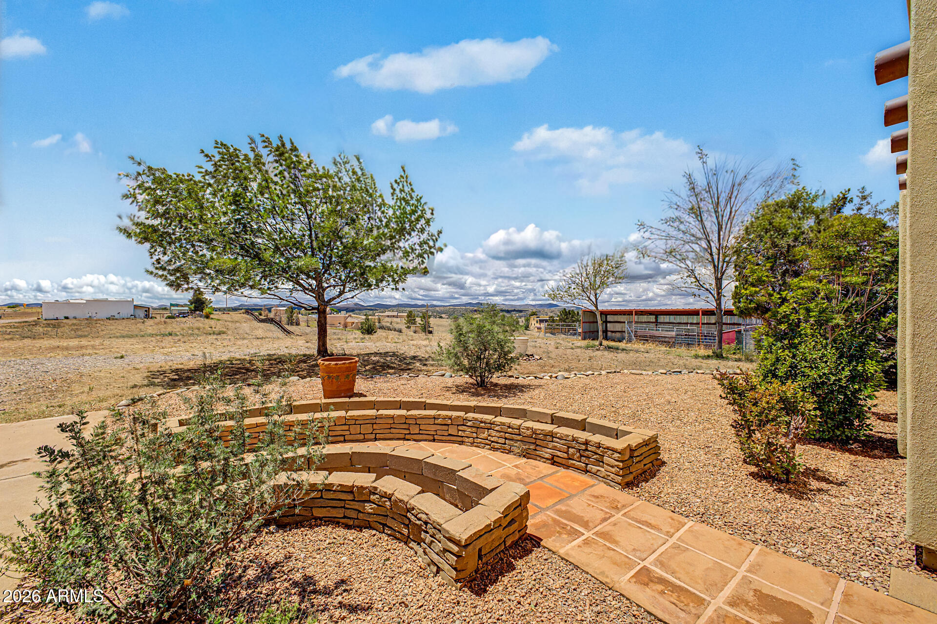 6 BUCKSKIN Lane