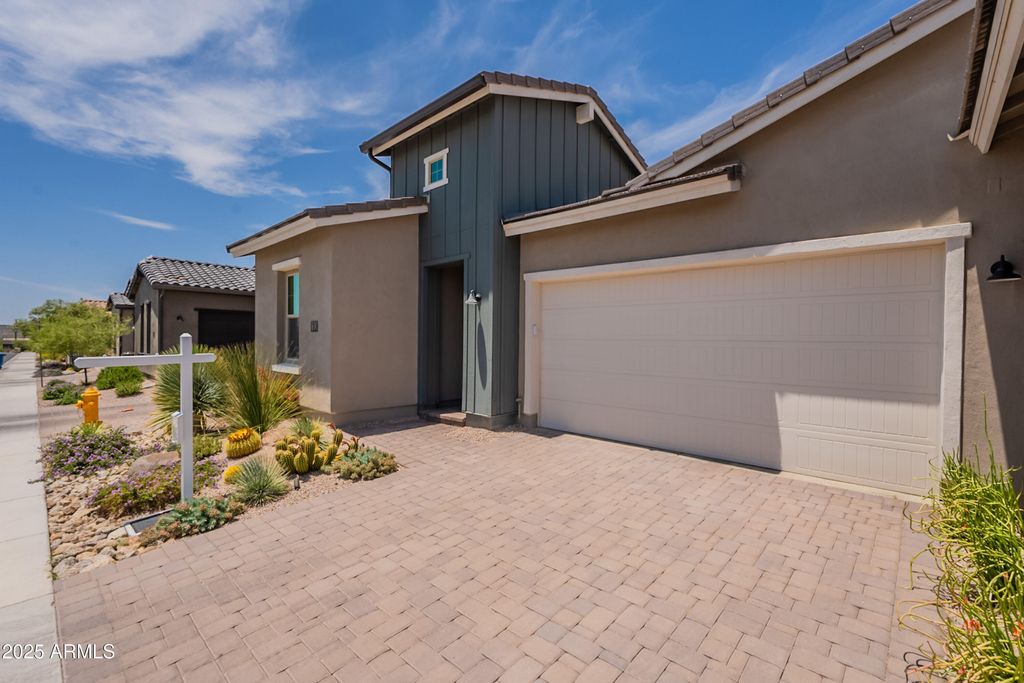 Photo of 38500 N School House Road #10, Cave Creek, AZ 85331 (MLS # 6880375)