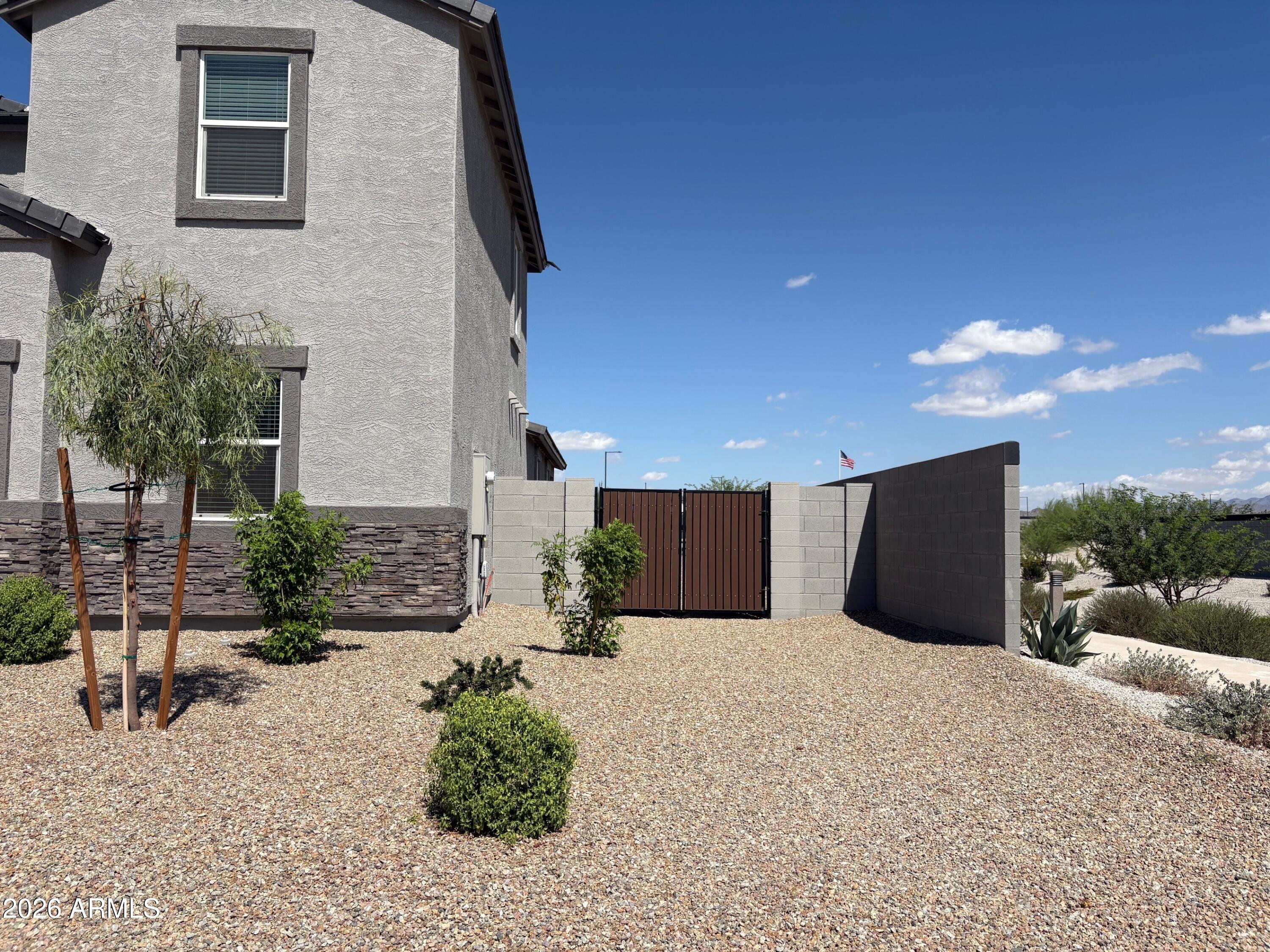 26122 W NANCY Lane