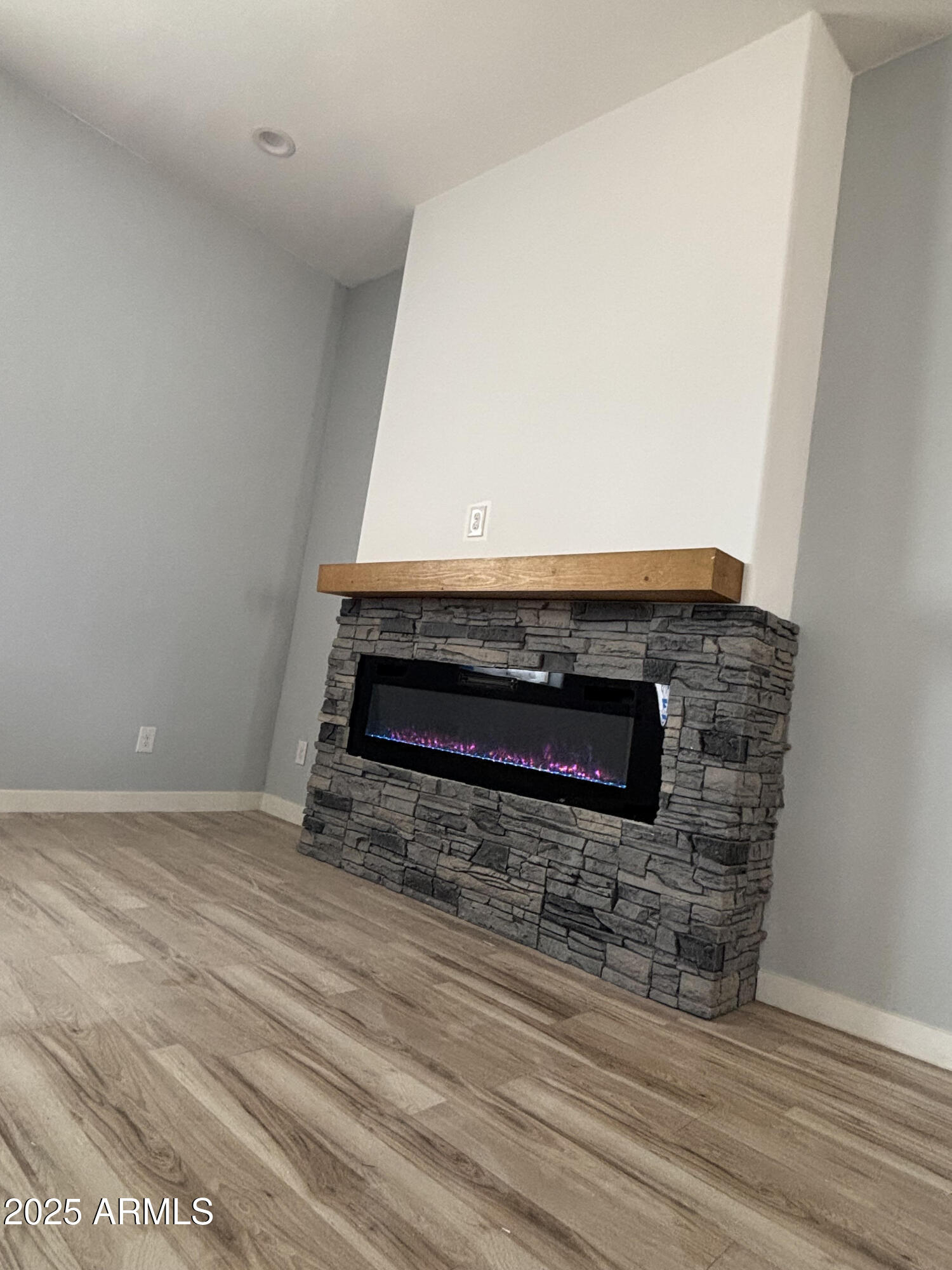 10153 W WENDEN Drive