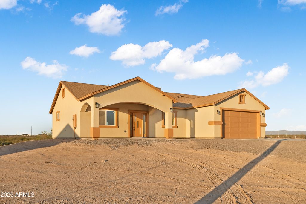 Photo of 35684 W Chipman Road, Tonopah, AZ 85354 (MLS # 6891021)