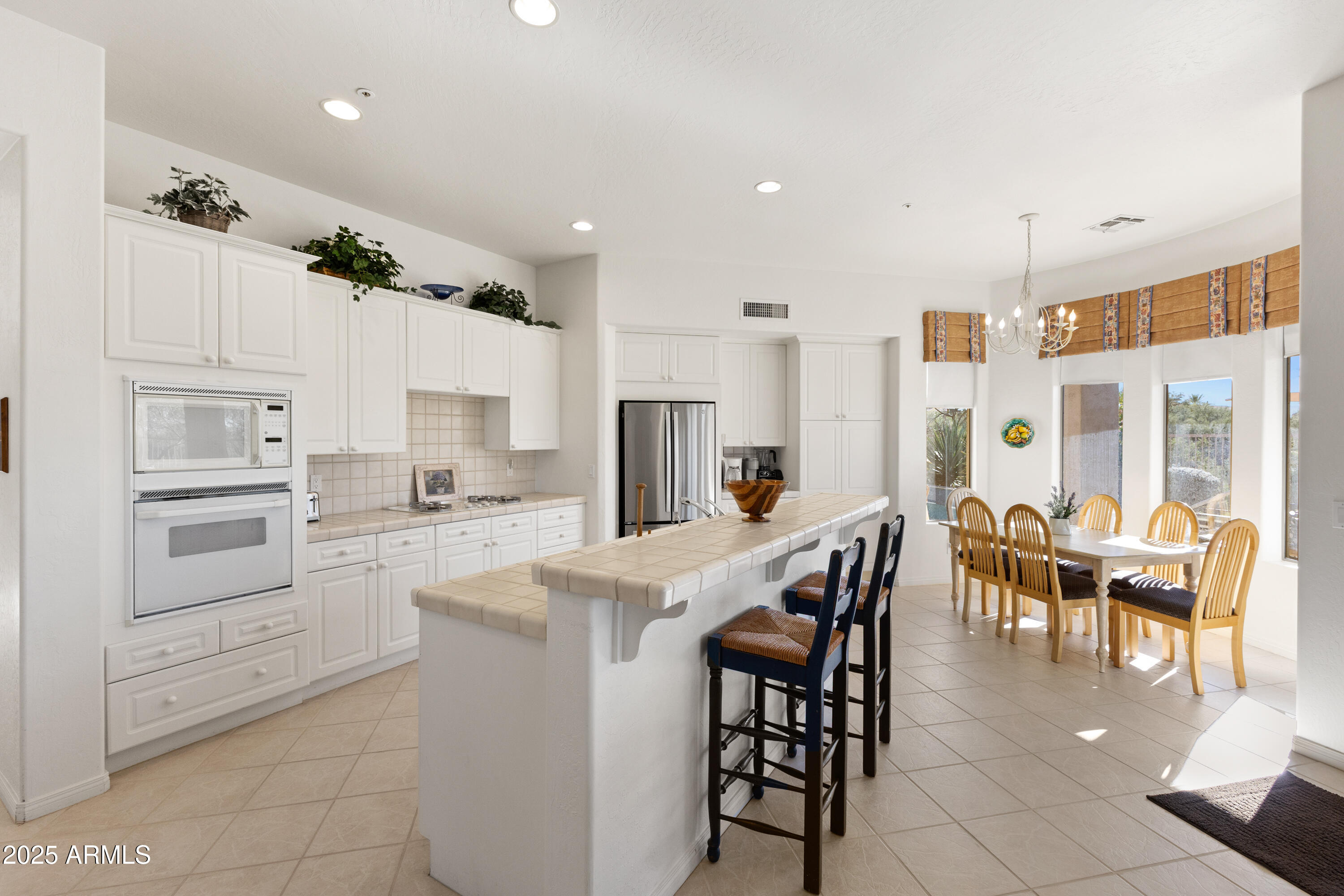 6335 E MARIOCA Circle