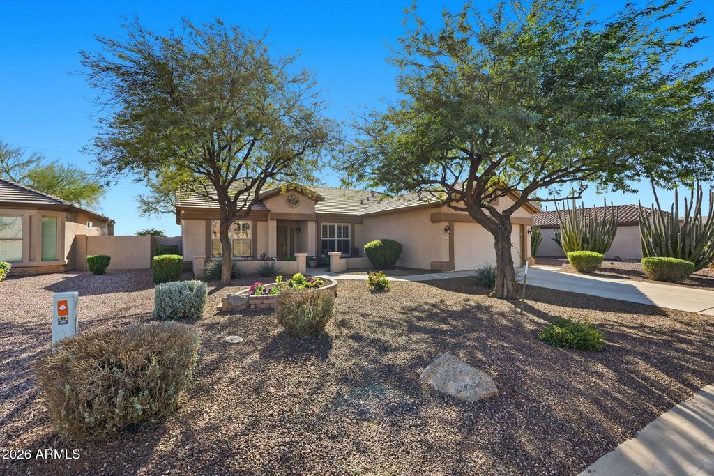 Photo of 3501 E Gleneagle Place, Chandler, AZ 85249 (MLS # 6971834)
