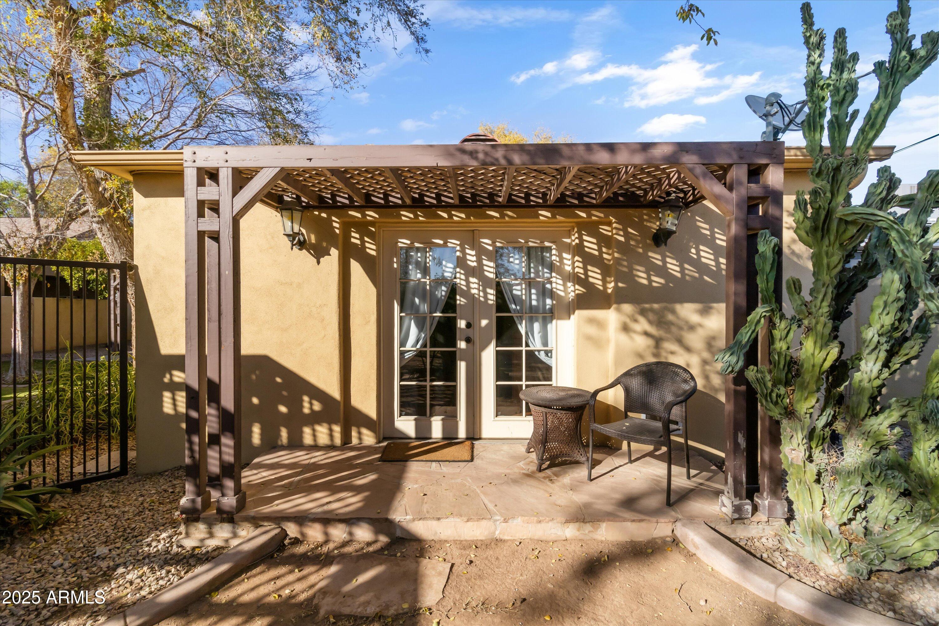 Phoenix, Arizona 85014, United States, 3 Bedrooms Bedrooms, ,2 BathroomsBathrooms,Residential,Active,8082