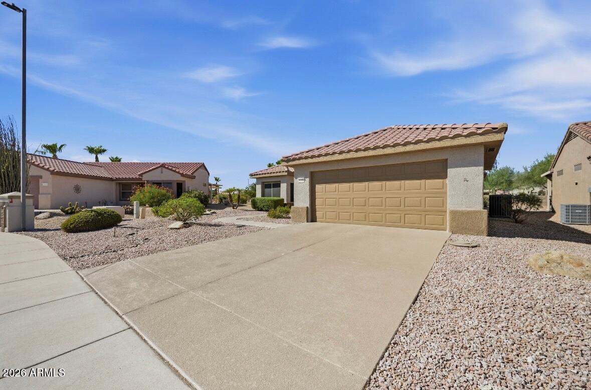 16334 W DESERT CANYON Drive