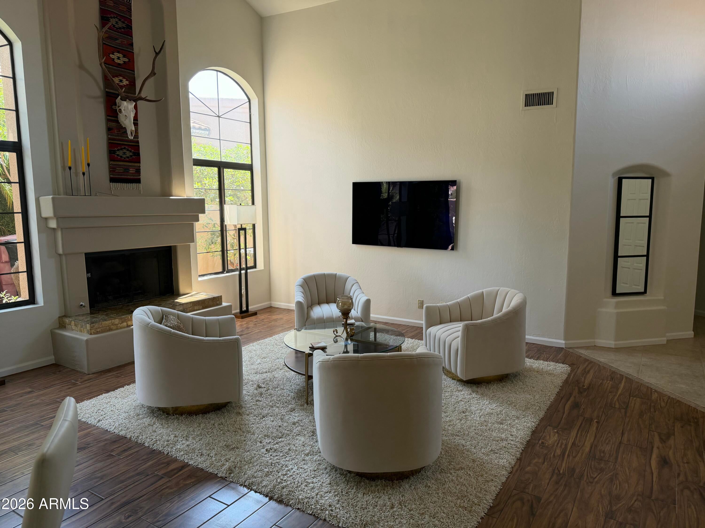 8192 E CORTEZ Drive
