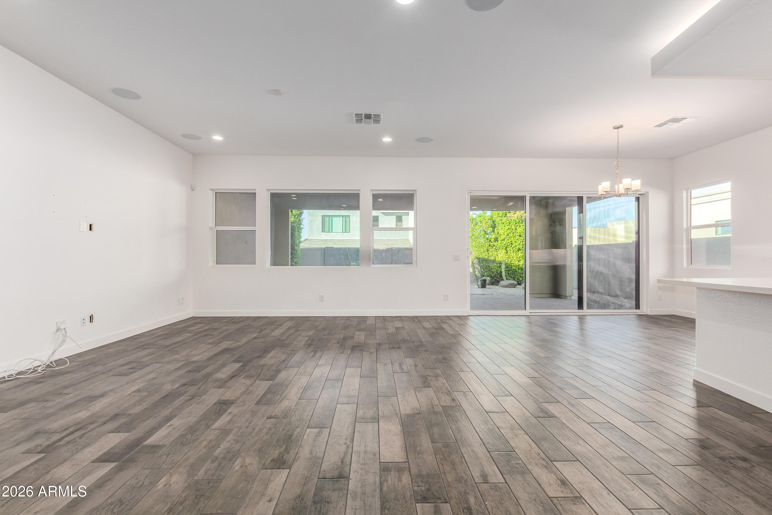 1136 E LA MIRADA Drive