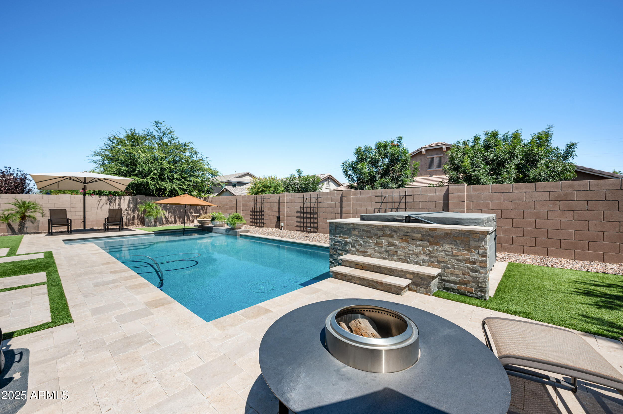 20568 E MOCKINGBIRD Drive