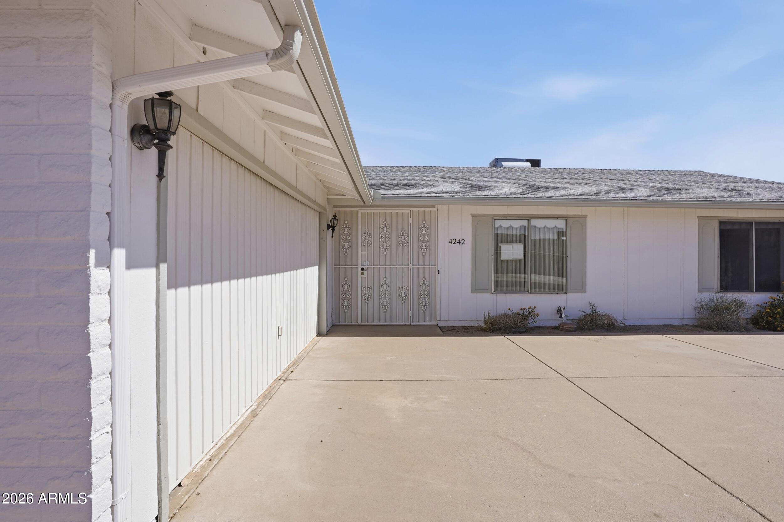 Properties 3 4242 E HANO Street