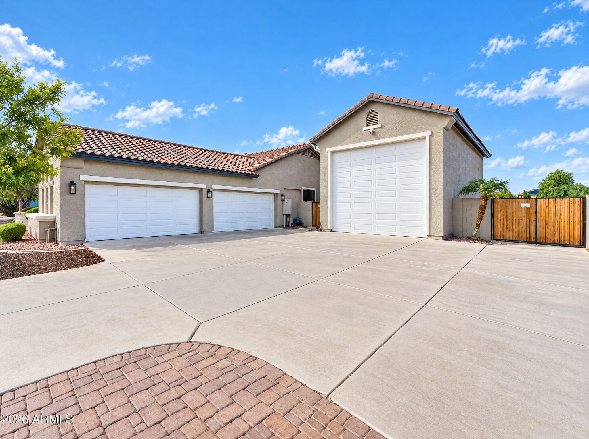 14532 W HOPE Drive
