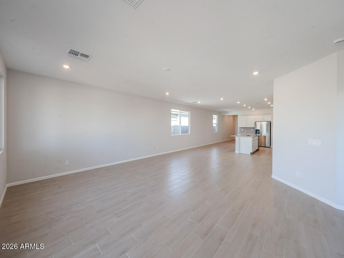 18166 W CALLE LEJOS --