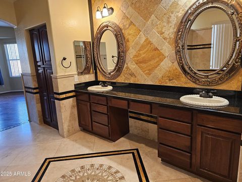 43819 N 43RD Drive New River AZ 85087