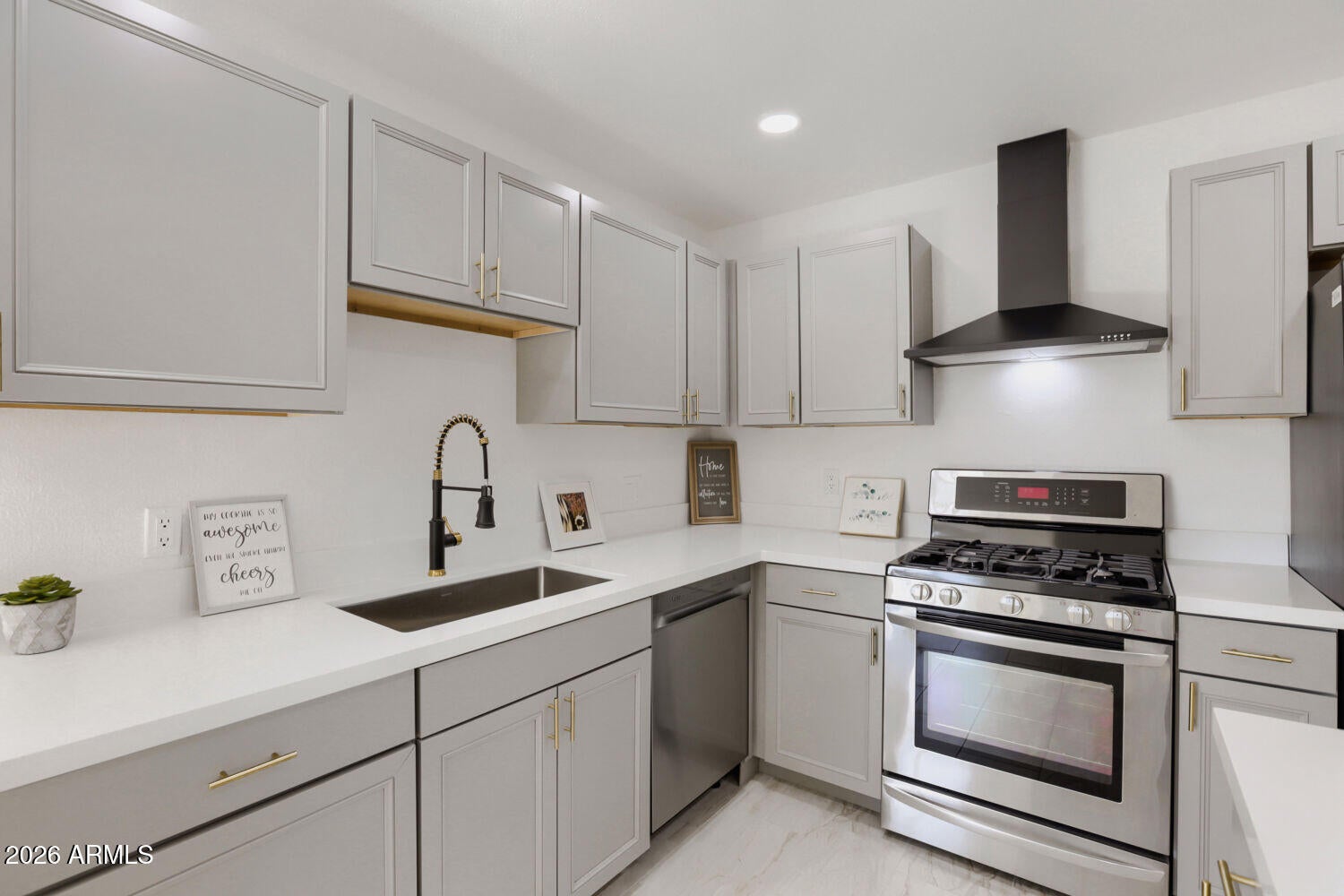 5703 W Sells Drive