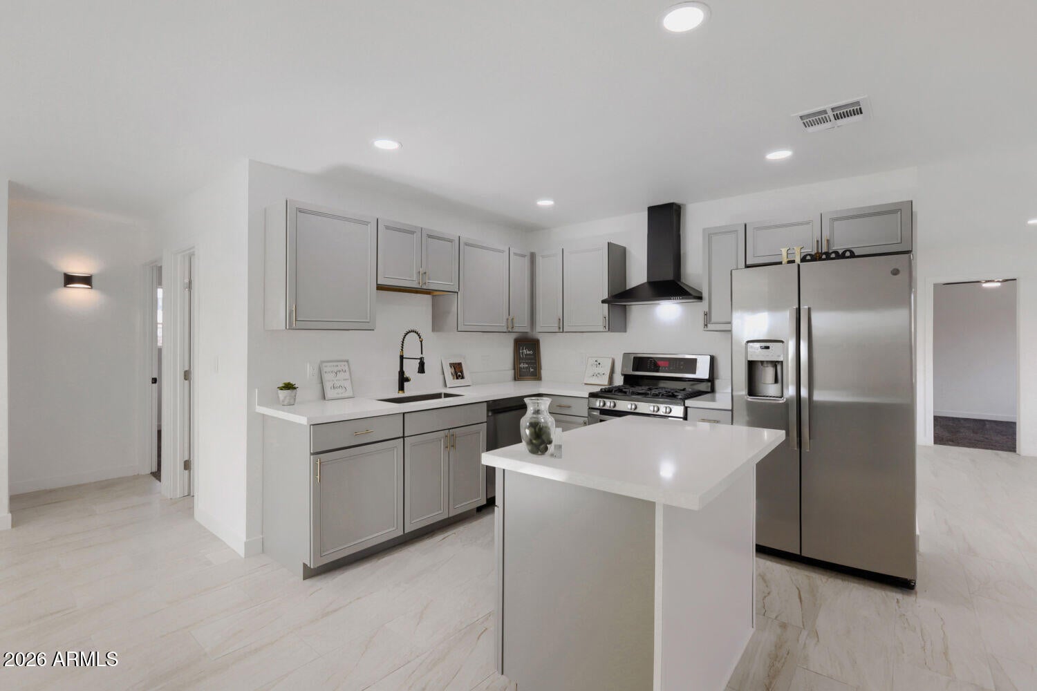 5703 W Sells Drive