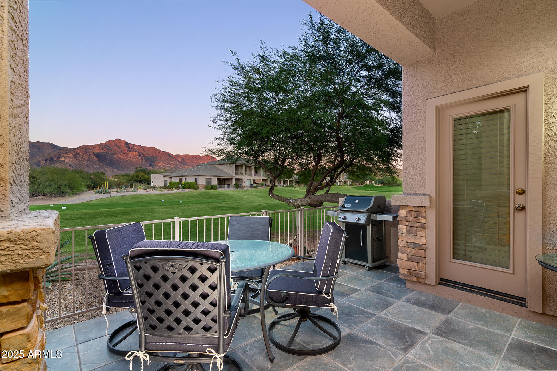 5213 S Overlook Trail