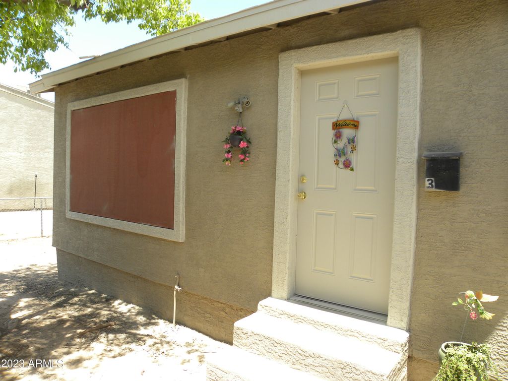Photo of 1002 N 27th Place, Phoenix, AZ 85008 (MLS # 6936056)