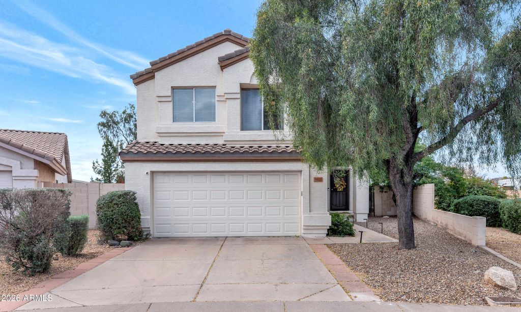 Photo of 3021 E Wahalla Lane, Phoenix, AZ 85050 (MLS # 6975523)