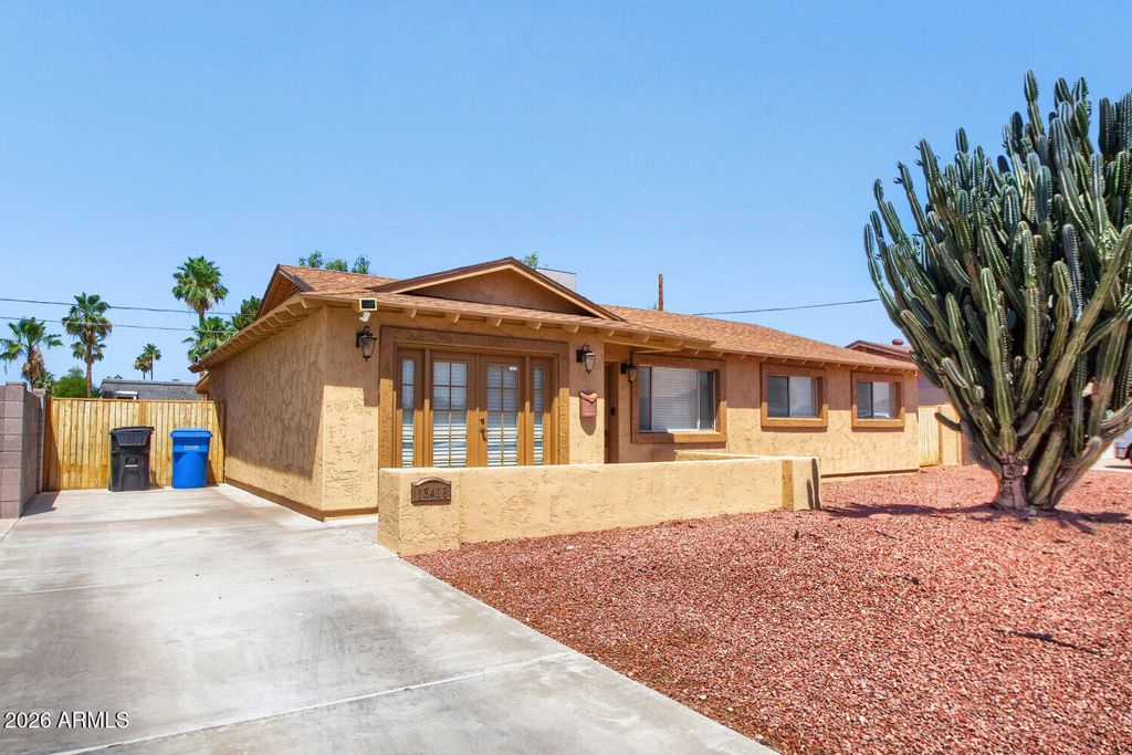 Photo of 13408 N 33rd Avenue, Phoenix, AZ 85029 (MLS # 7031021)