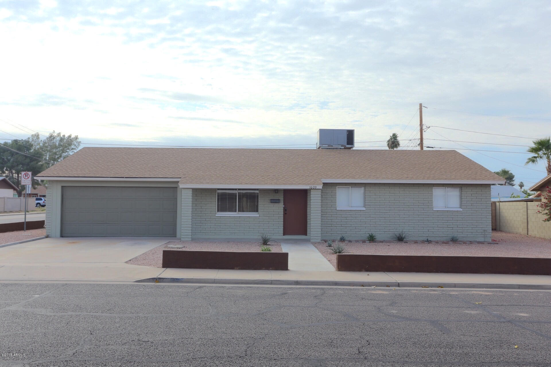 Photo 1 of 13 — 1609 W 5TH Place, Mesa, AZ 85201
