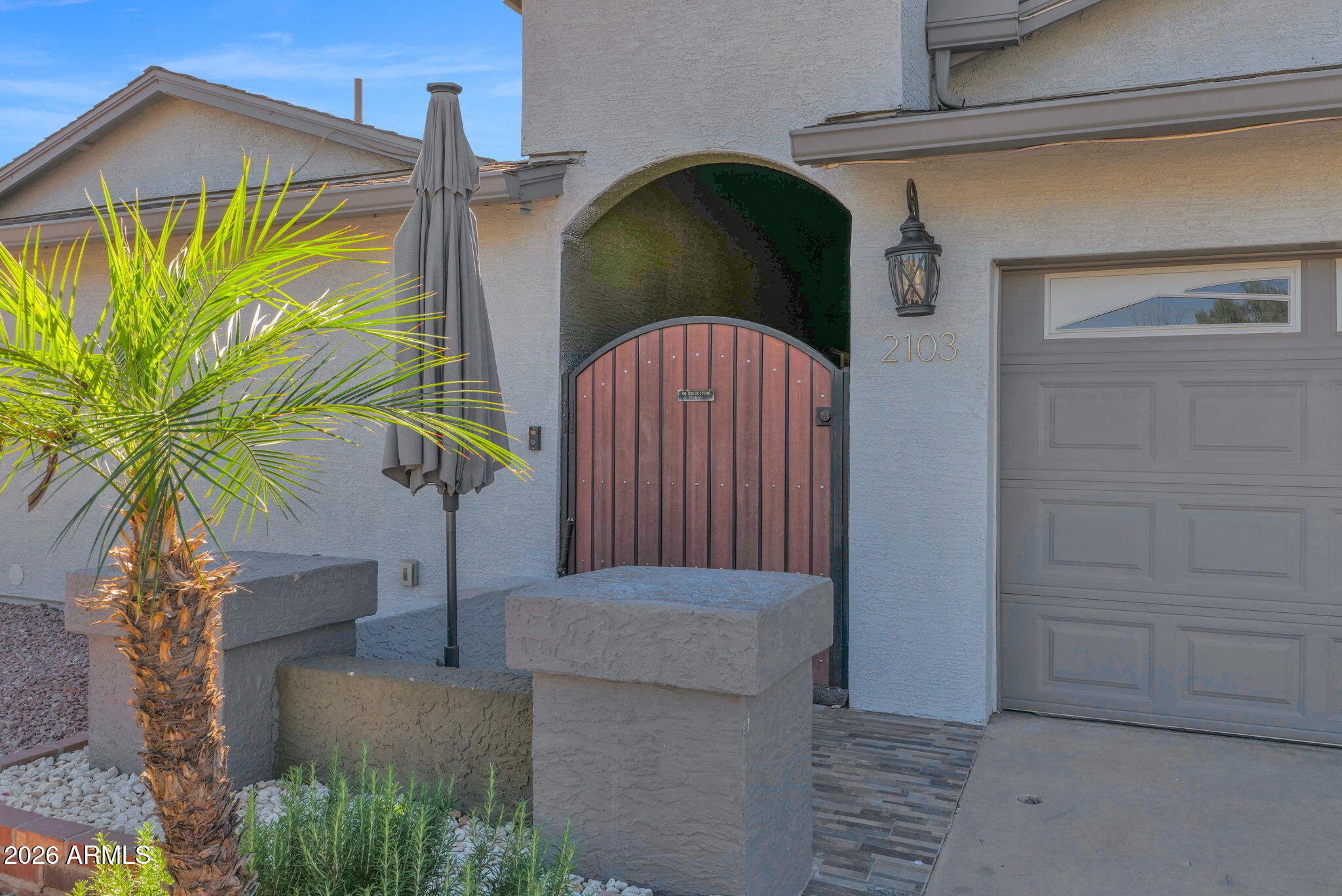 2103 W PALOMINO Drive