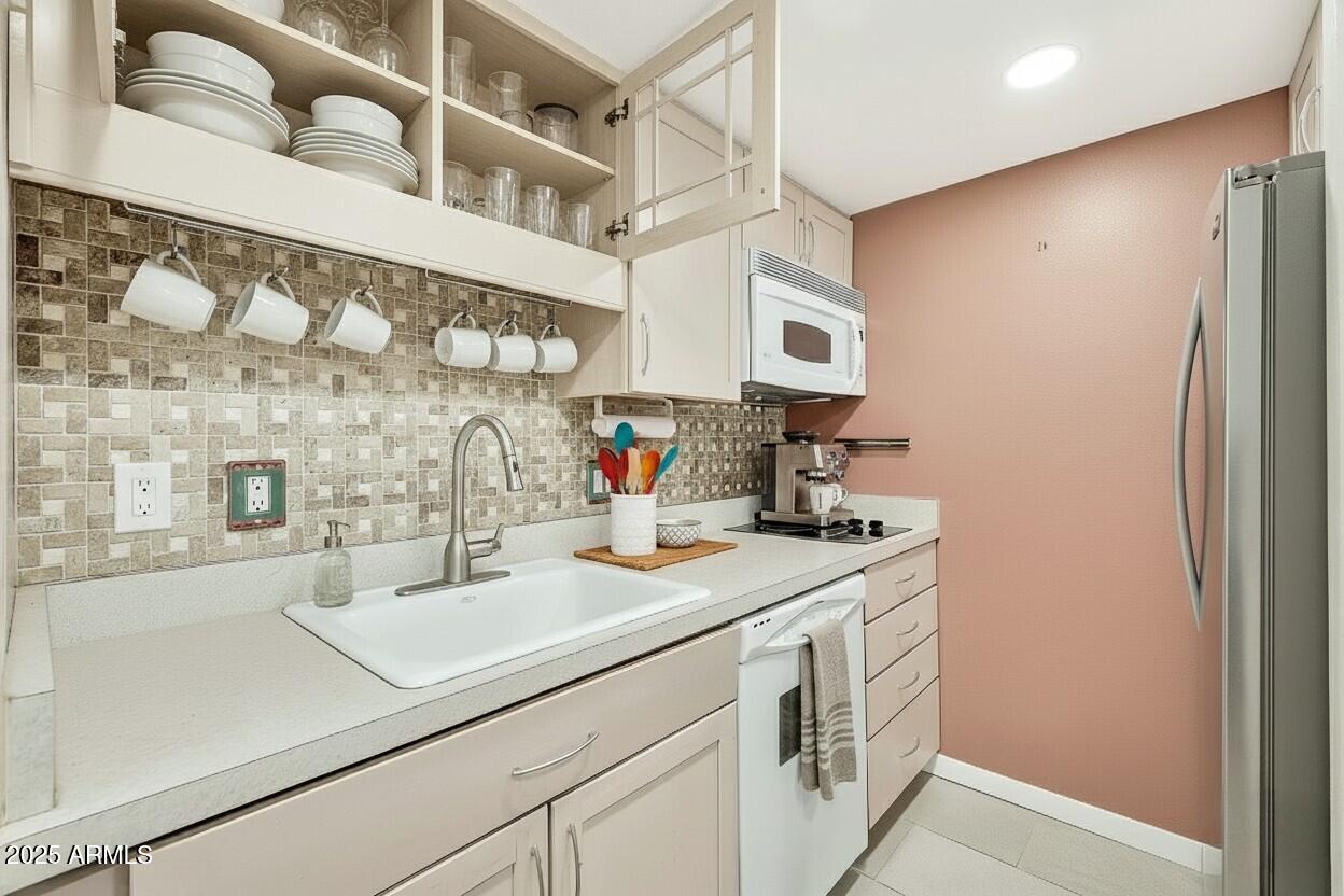 4727 E LAFAYETTE Boulevard 322