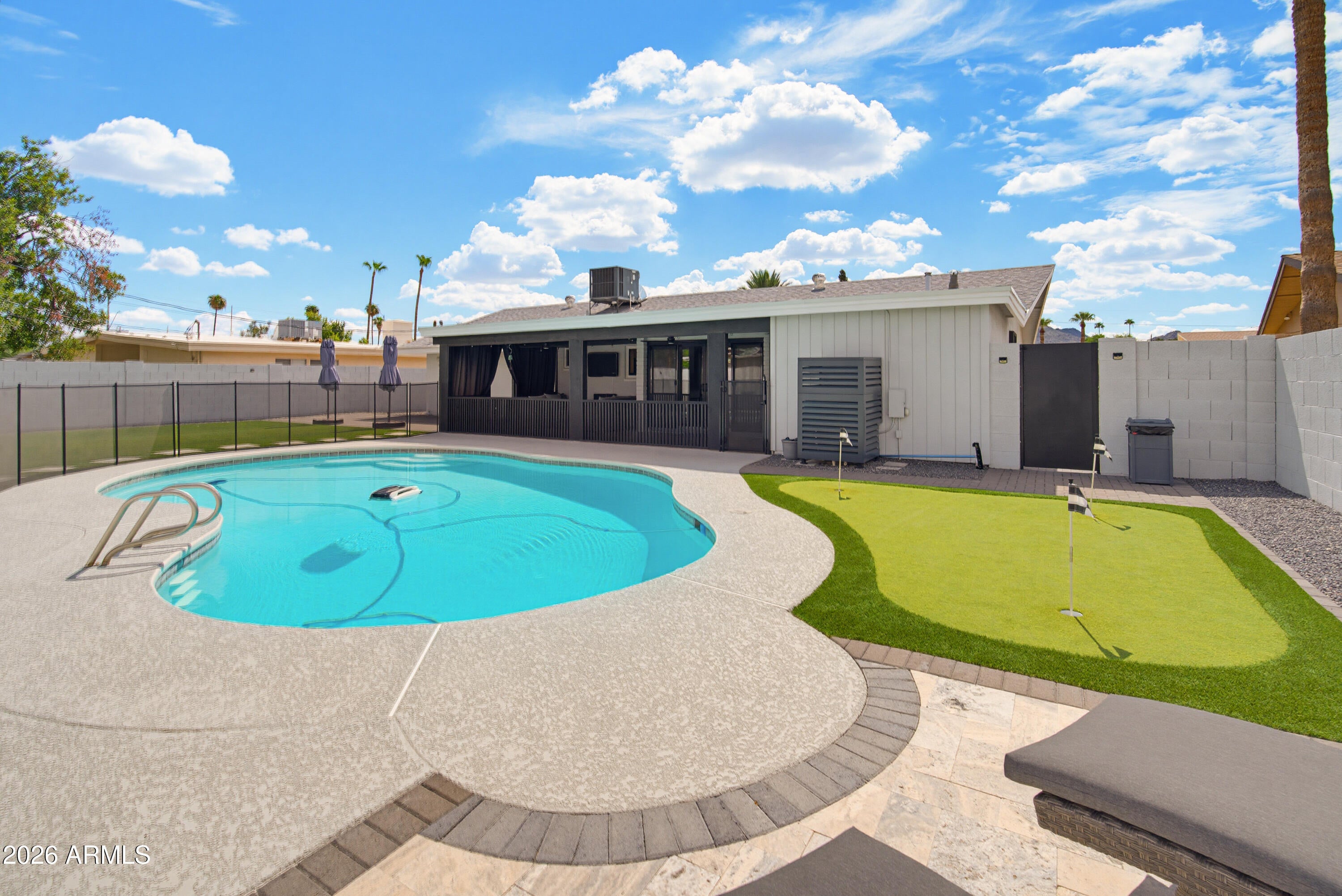 3936 E Desert Cove Avenue