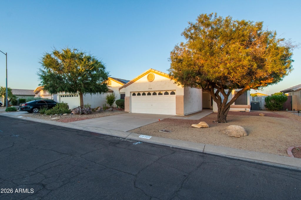Photo of 20305 N 105th Avenue, Peoria, AZ 85382 (MLS # 7043661)