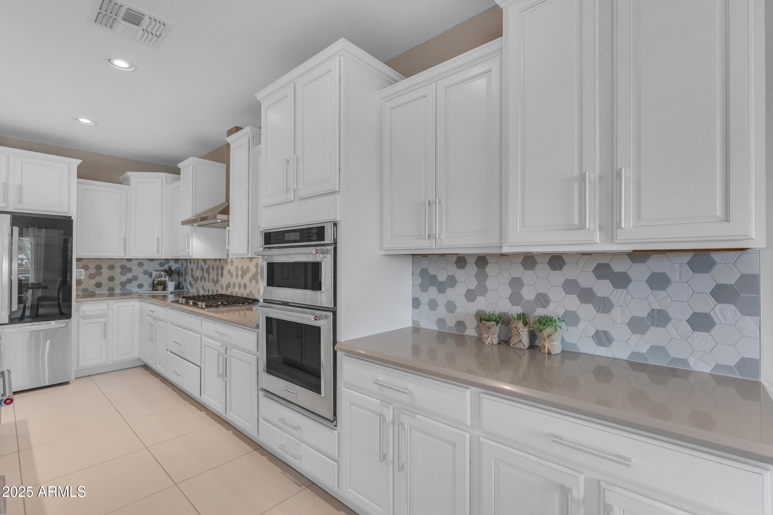 5809 W VICTORY Court