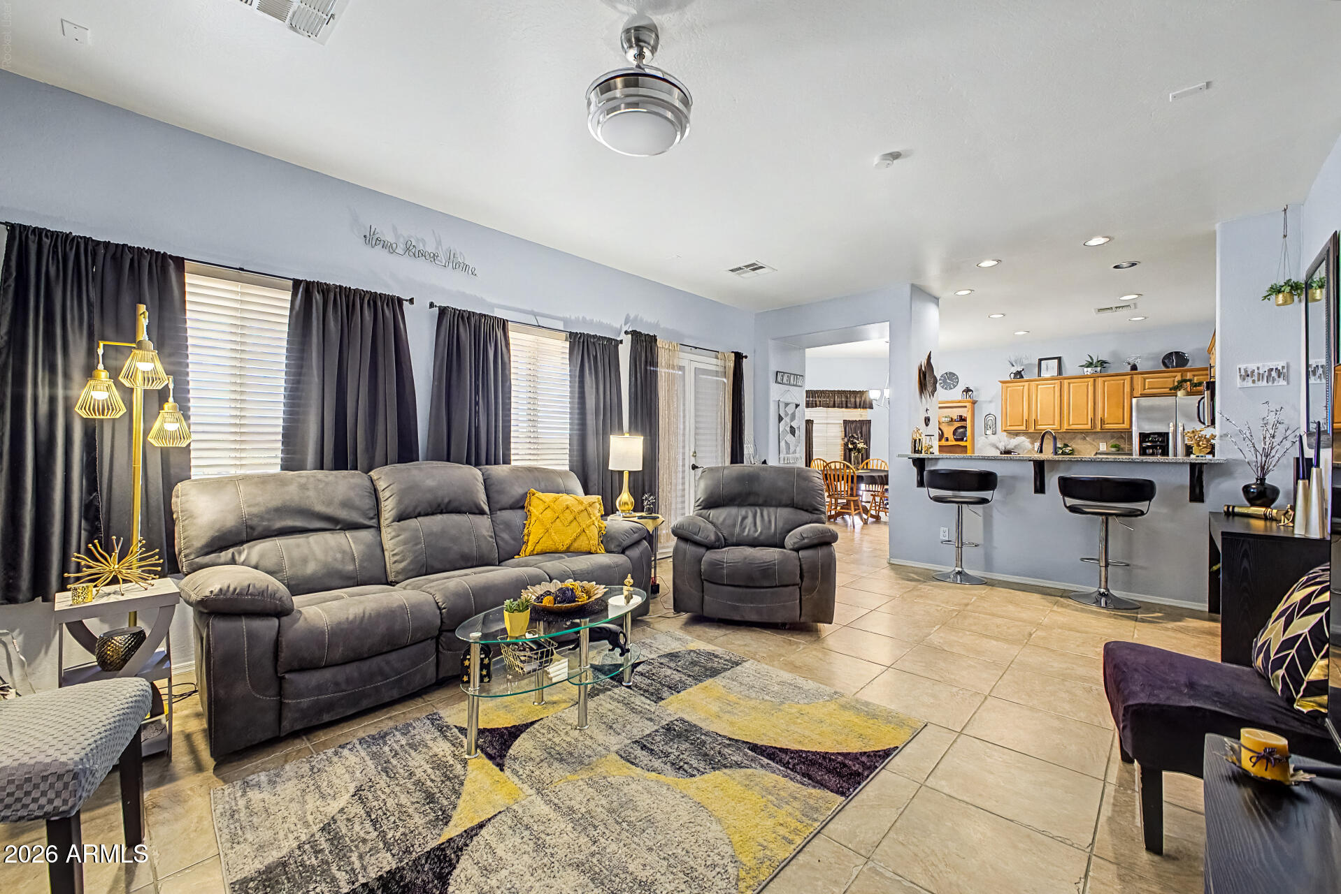 1309 E DAISY Way