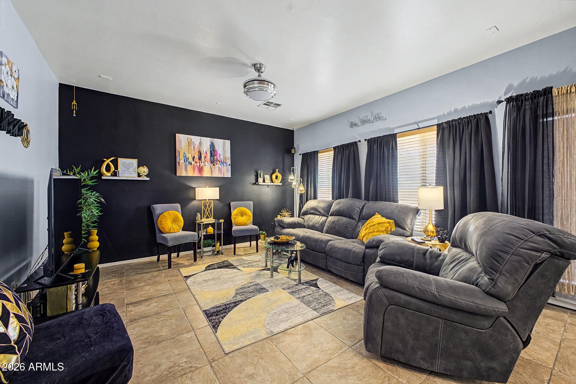 1309 E DAISY Way