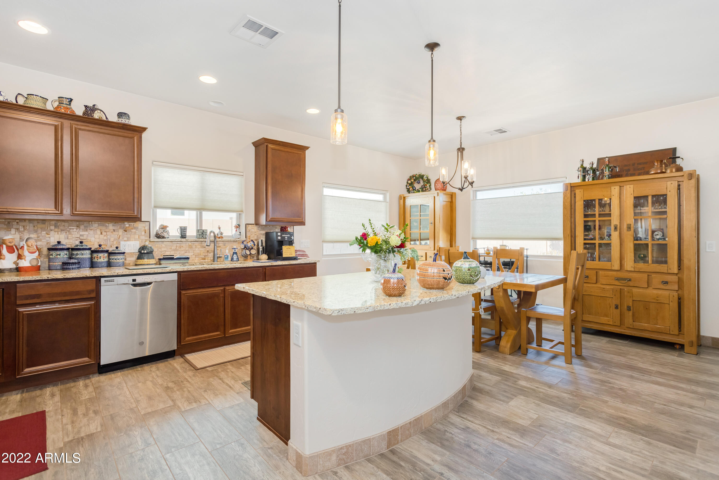 MESA VERDE ESTATES - Residential