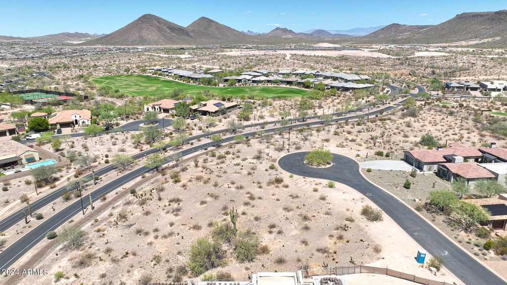 Photo of 31026 N 118th Lane #12, Peoria, AZ 85383 (MLS # 6745072)