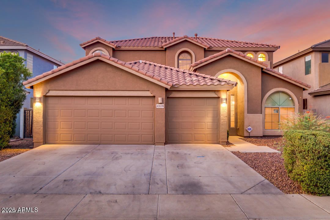 43578 W CYDNEE Drive