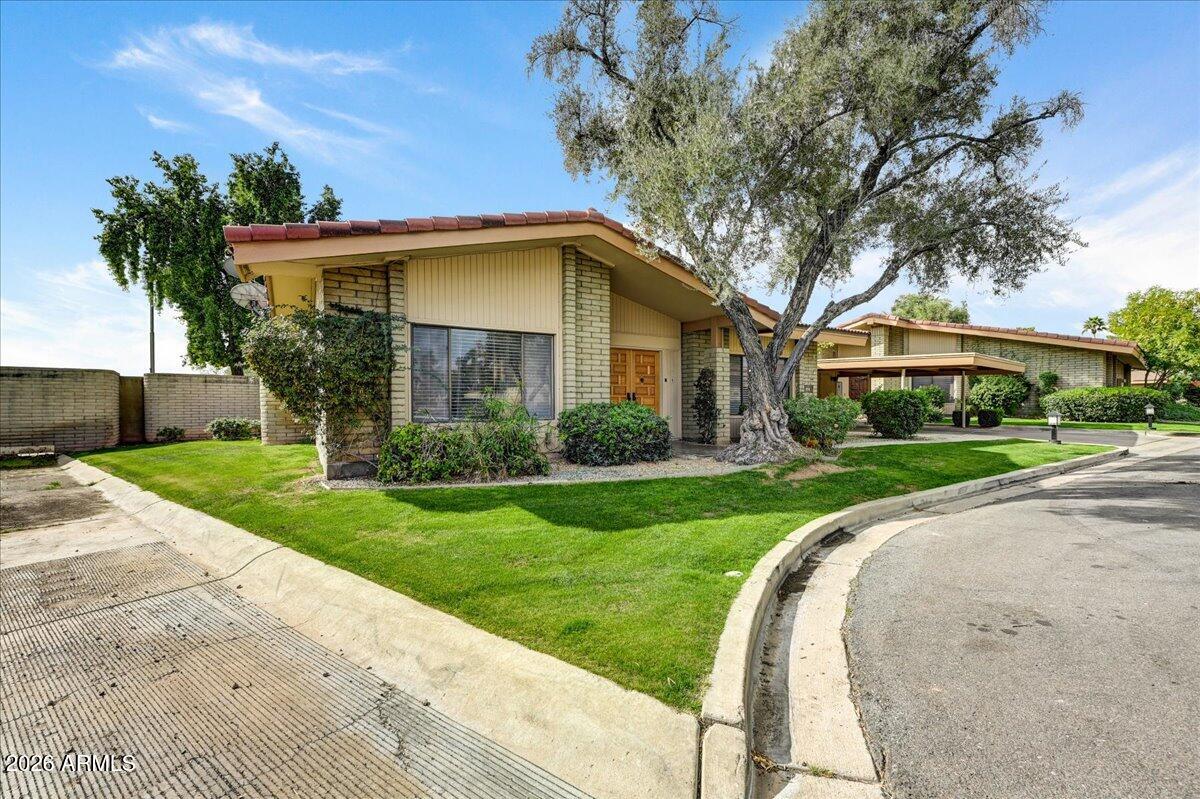 4525 N 66TH Street 24